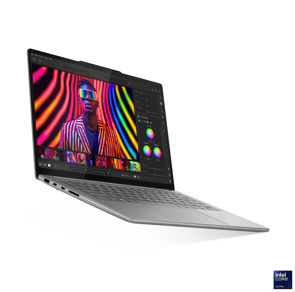 Lenovo Yoga Pro 7 14.5", front view